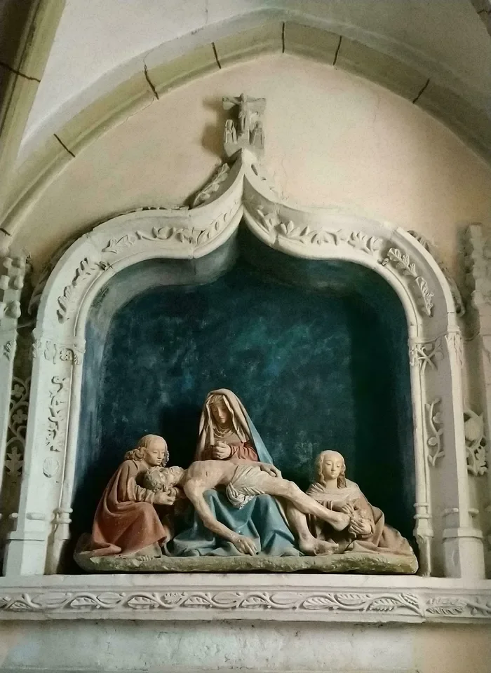 Visite libre de l'église de Rodelle, dominant la vallée du D